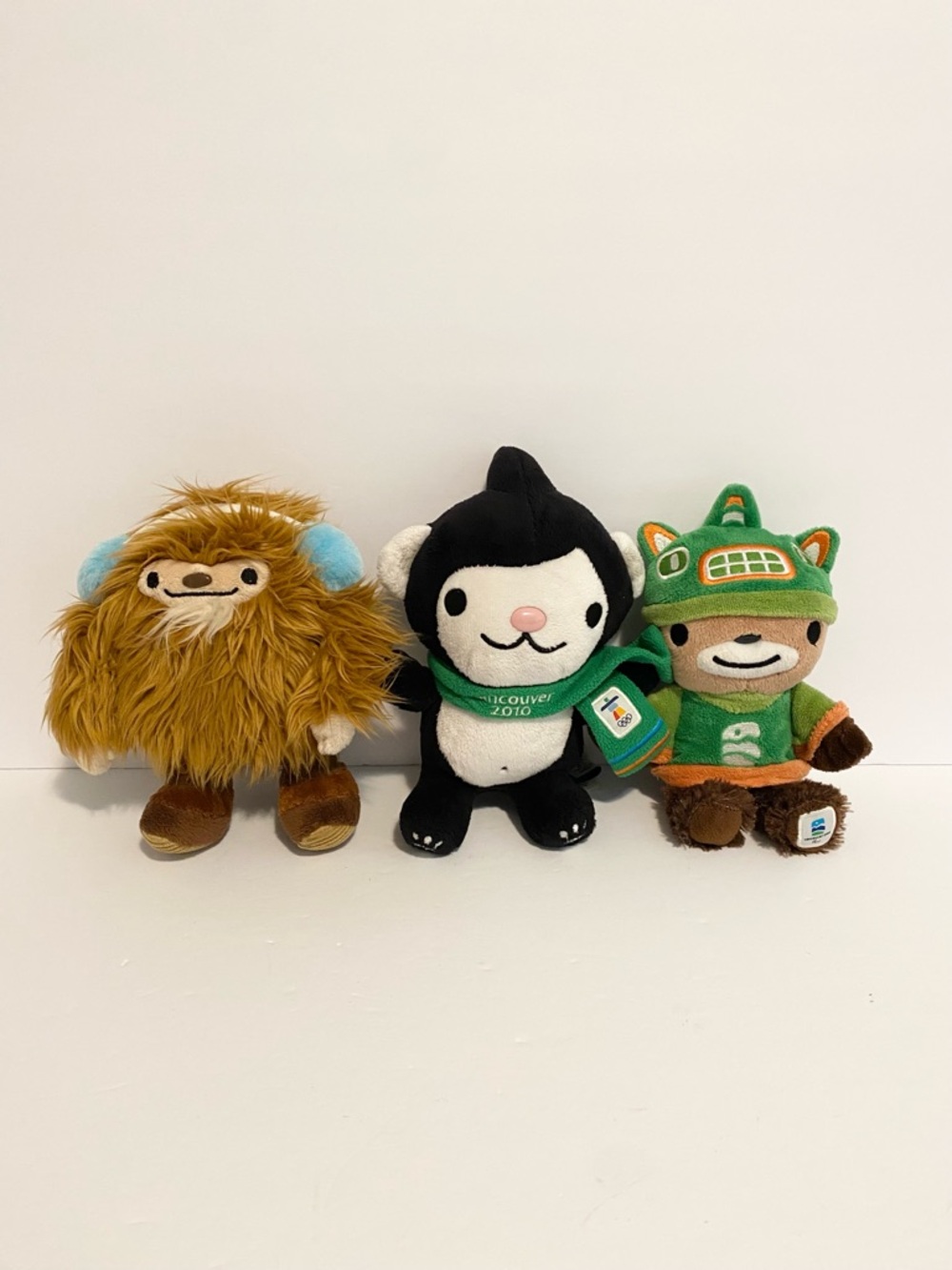 Vancouver 2010 Winter Olympics Mascot Plush Quatchi Sumi Miga Toy Stuffed Animal